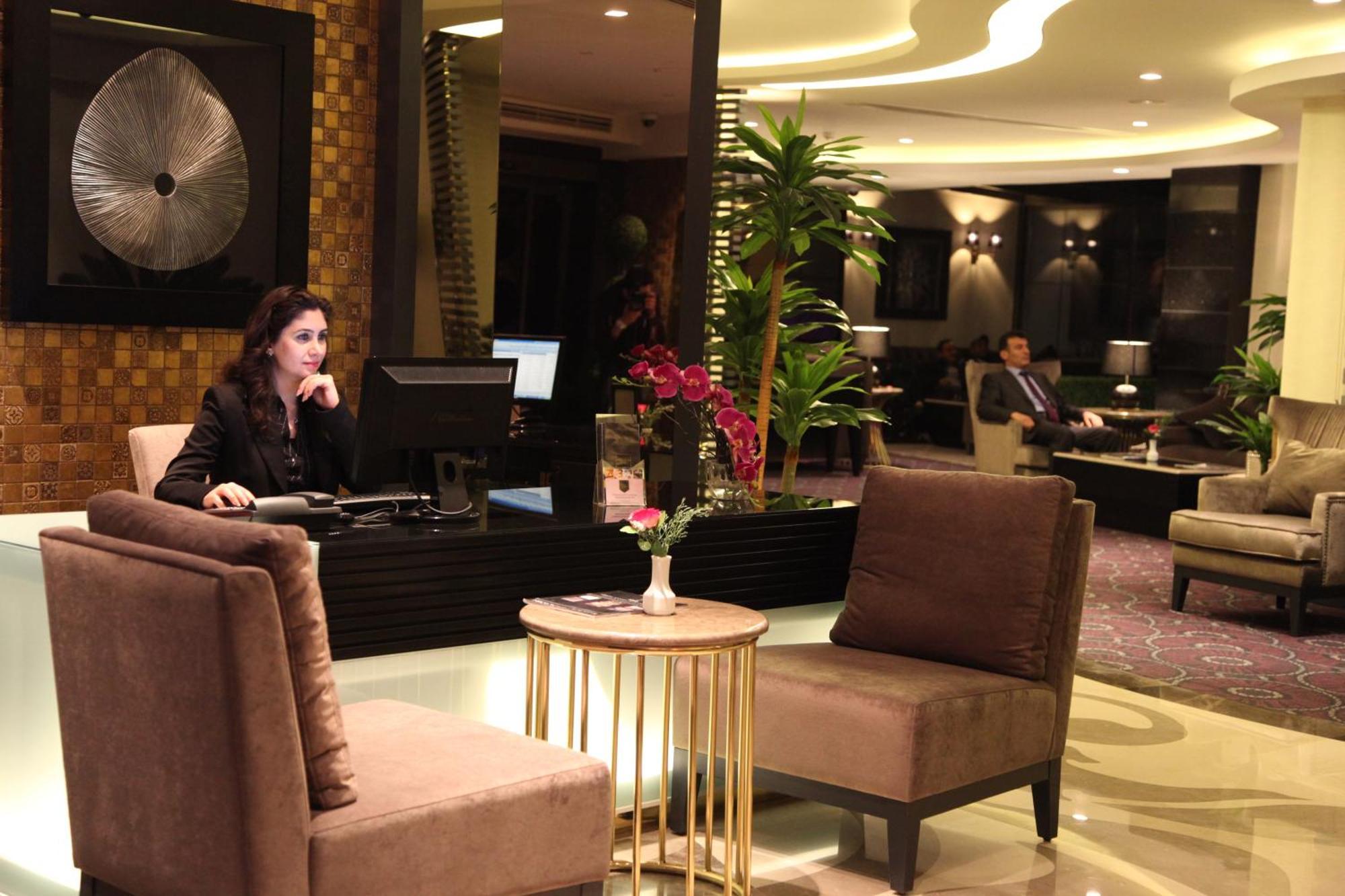 Mirilayon Hotel - Old Town — Photos 1